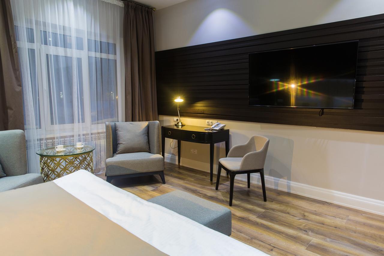 Qonaq Hotel Астана Экстерьер фото