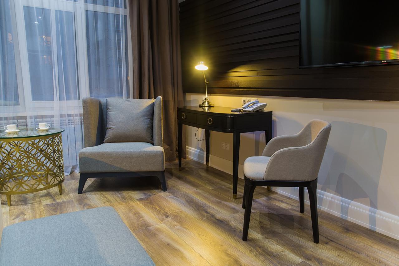 Qonaq Hotel Астана Экстерьер фото